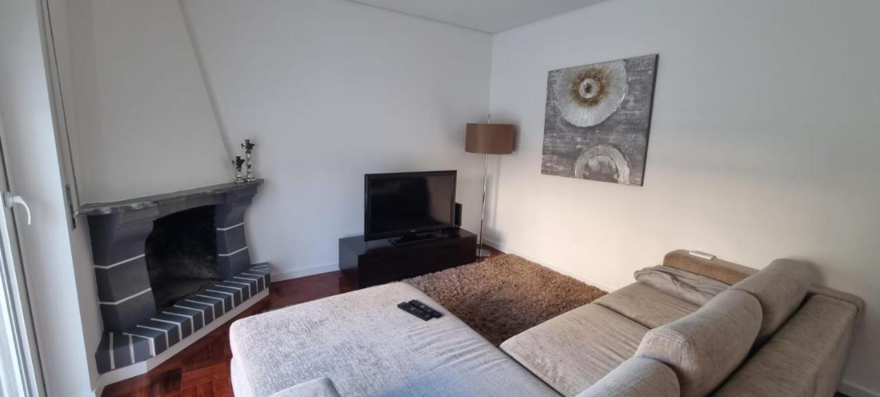 Casa Da Praca 1 Lägenhet São João da Madeira Exteriör bild